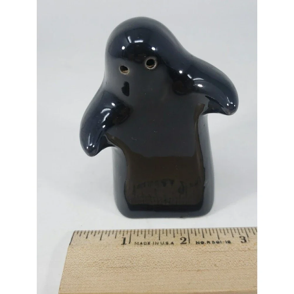Unbranded ghost salt